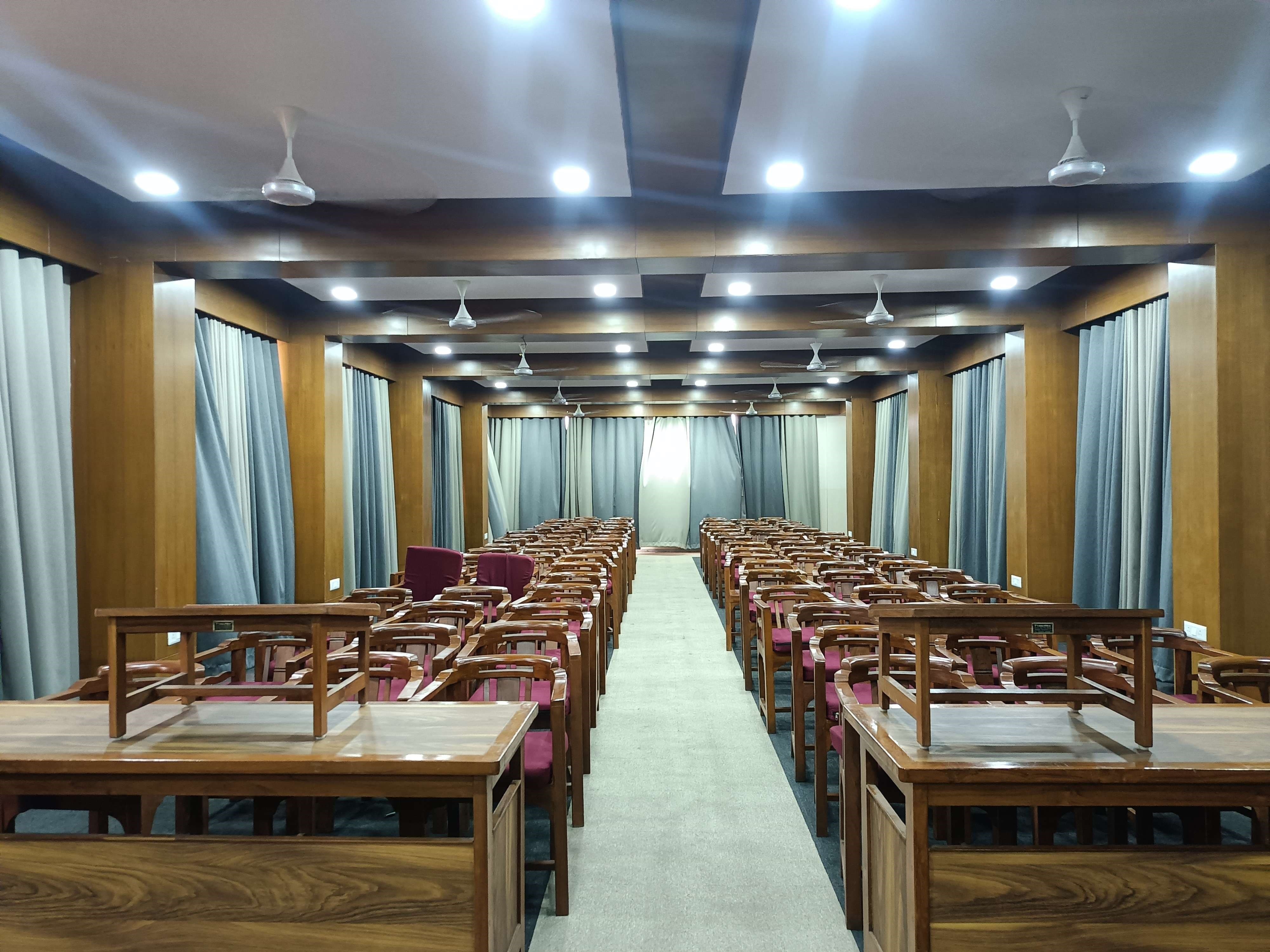 Parul University Academic Building photo 27